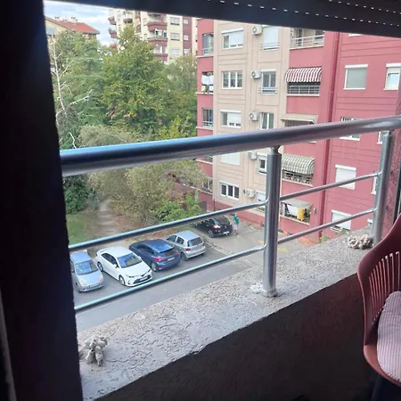 Daire Maximilian - Balcony & Free Parking